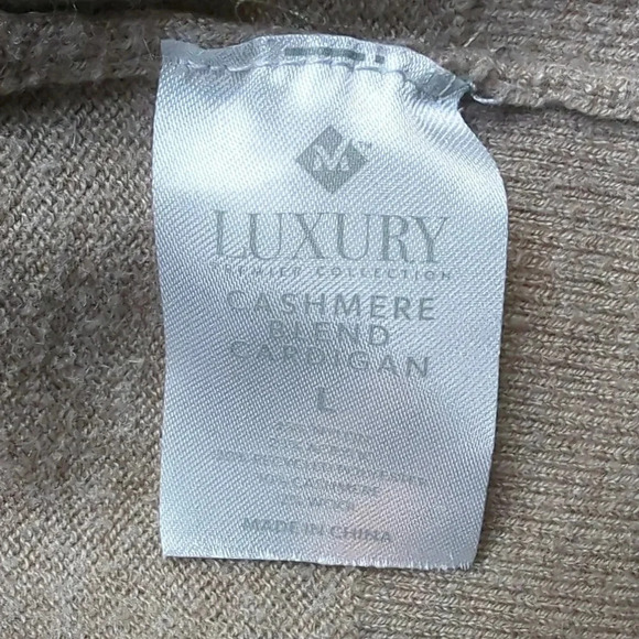 Luxury Permire Collection. Large. Excellent Condition. - Picture 5 of 6